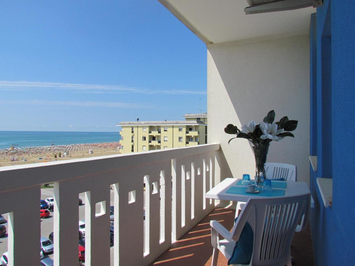 Condominio Zenith Bibione Exterior photo